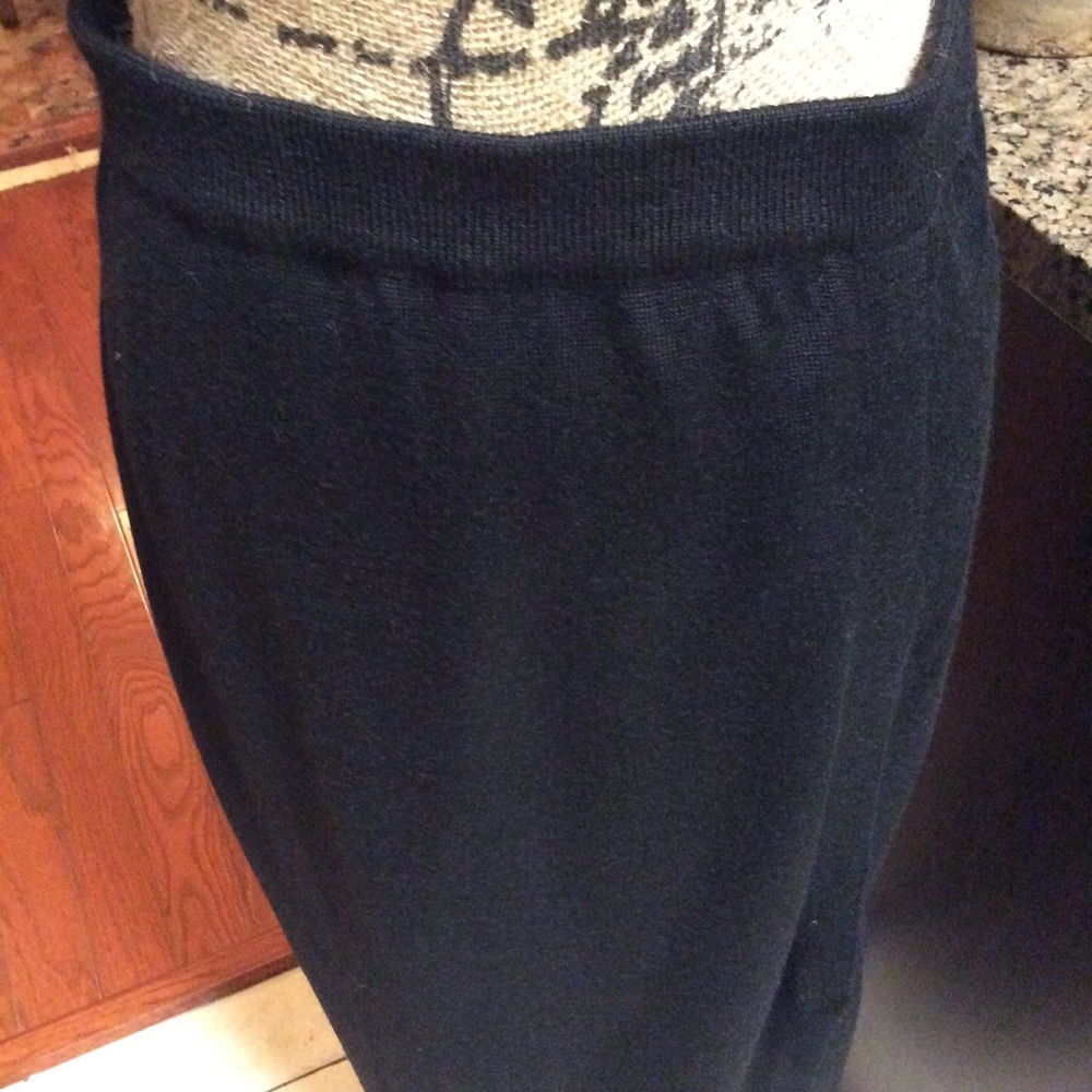Two piece sweater outfit - Picture 7 of 8